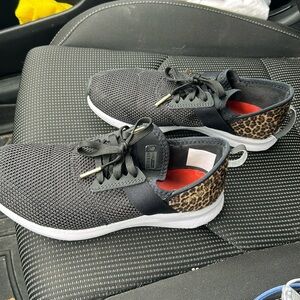 Gently worn indoors at the gym, size 7.5 New Balance sneakers